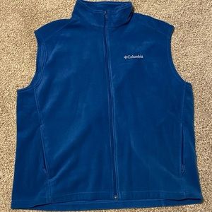XXL fleece Columbia vest